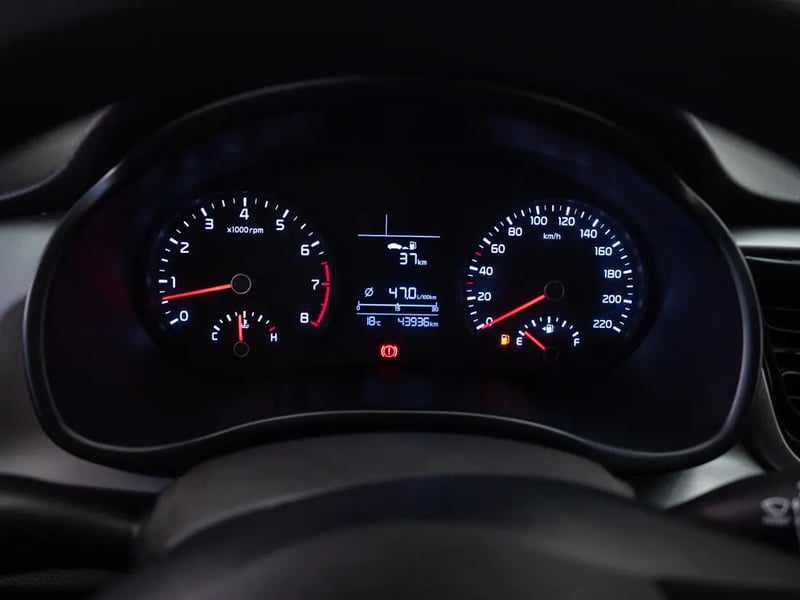 Kia RIO 5 2021 - Imagen 13 de 19