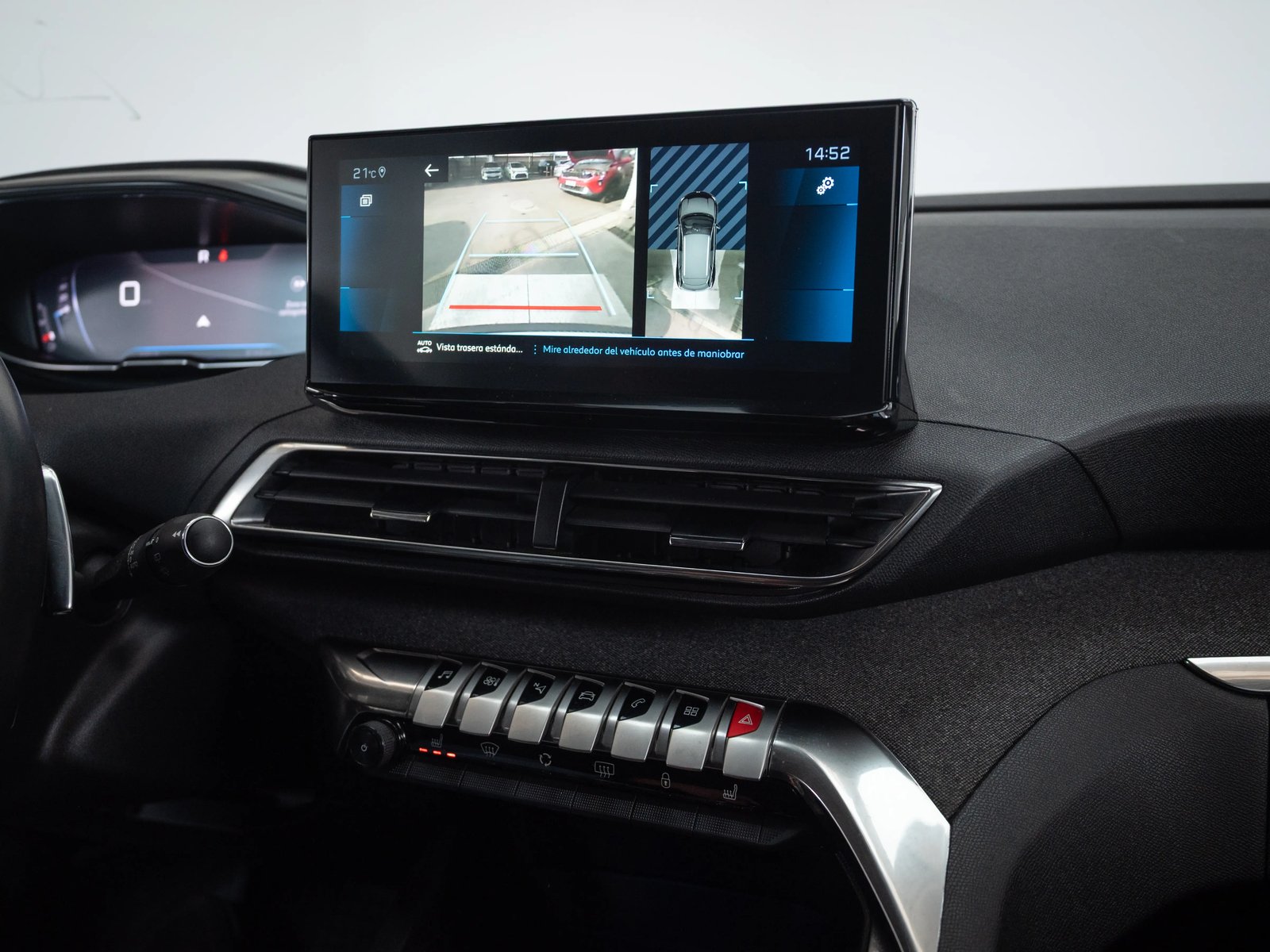 PEUGEOT NEW 3008 2022 - Imagen 12 de 17