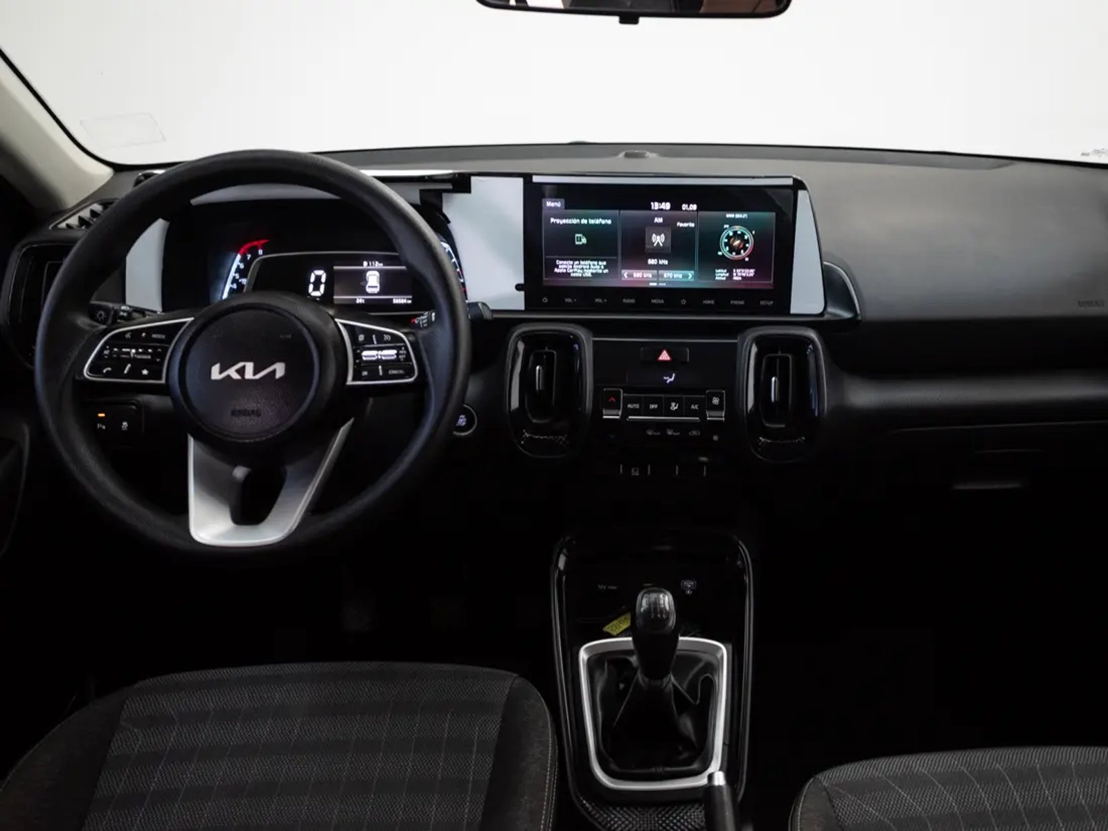 Kia SONET 2023 - Imagen 15 de 20