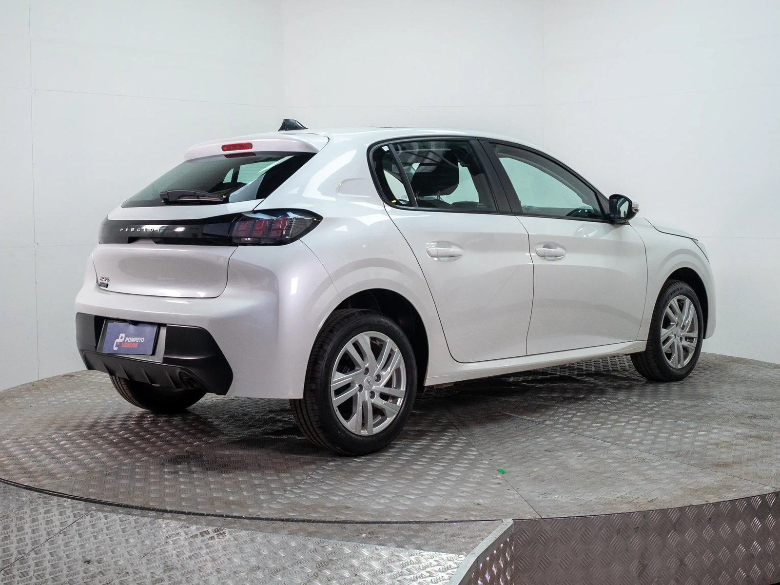 PEUGEOT 208 2023 - Imagen 9 de 18