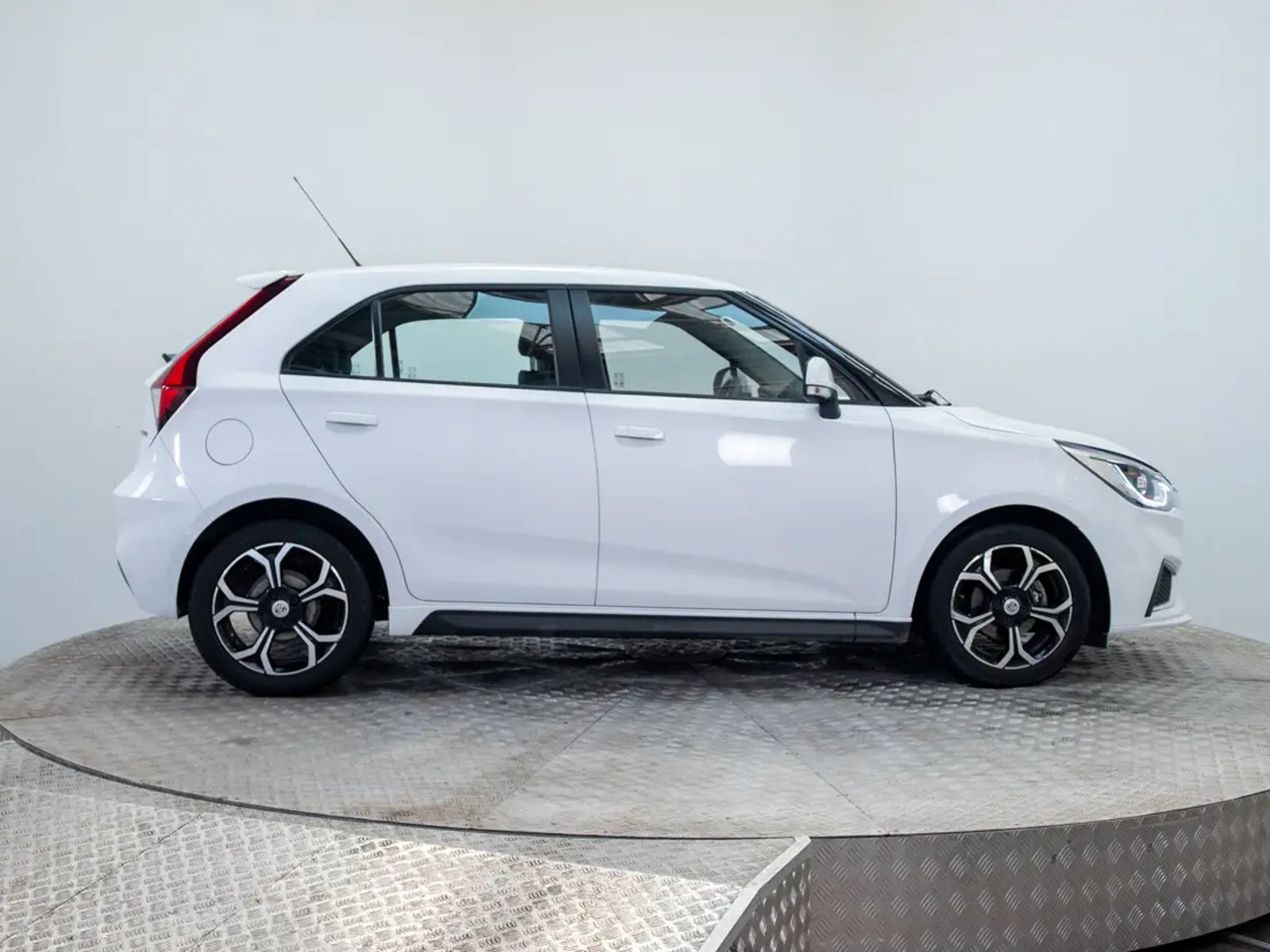 MG 3 2022 - Imagen 8 de 20