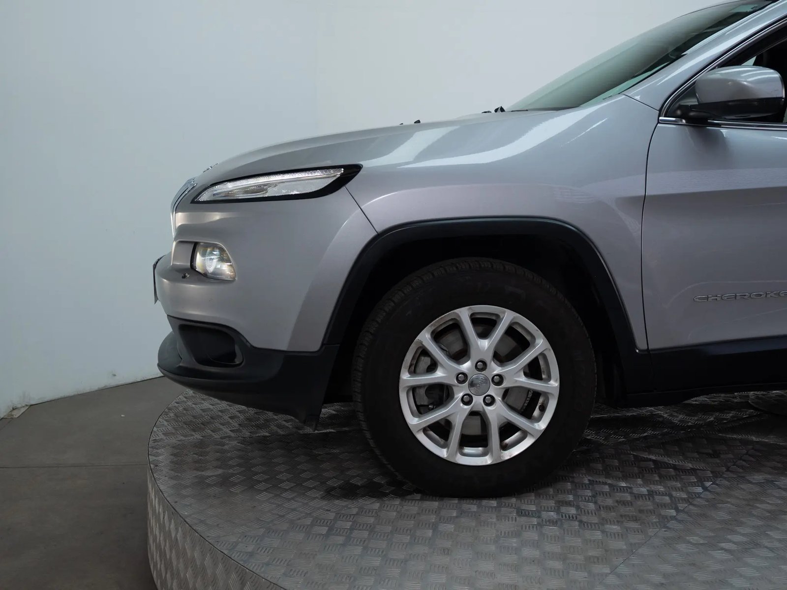 JEEP CHEROKEE 2018 - Imagen 11 de 18