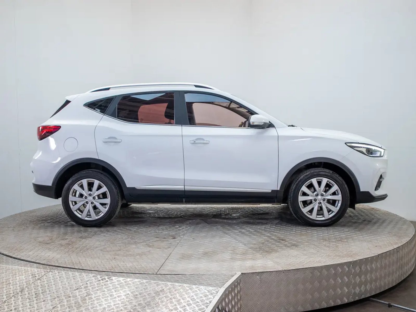 MG ZX 2023 - Imagen 8 de 20