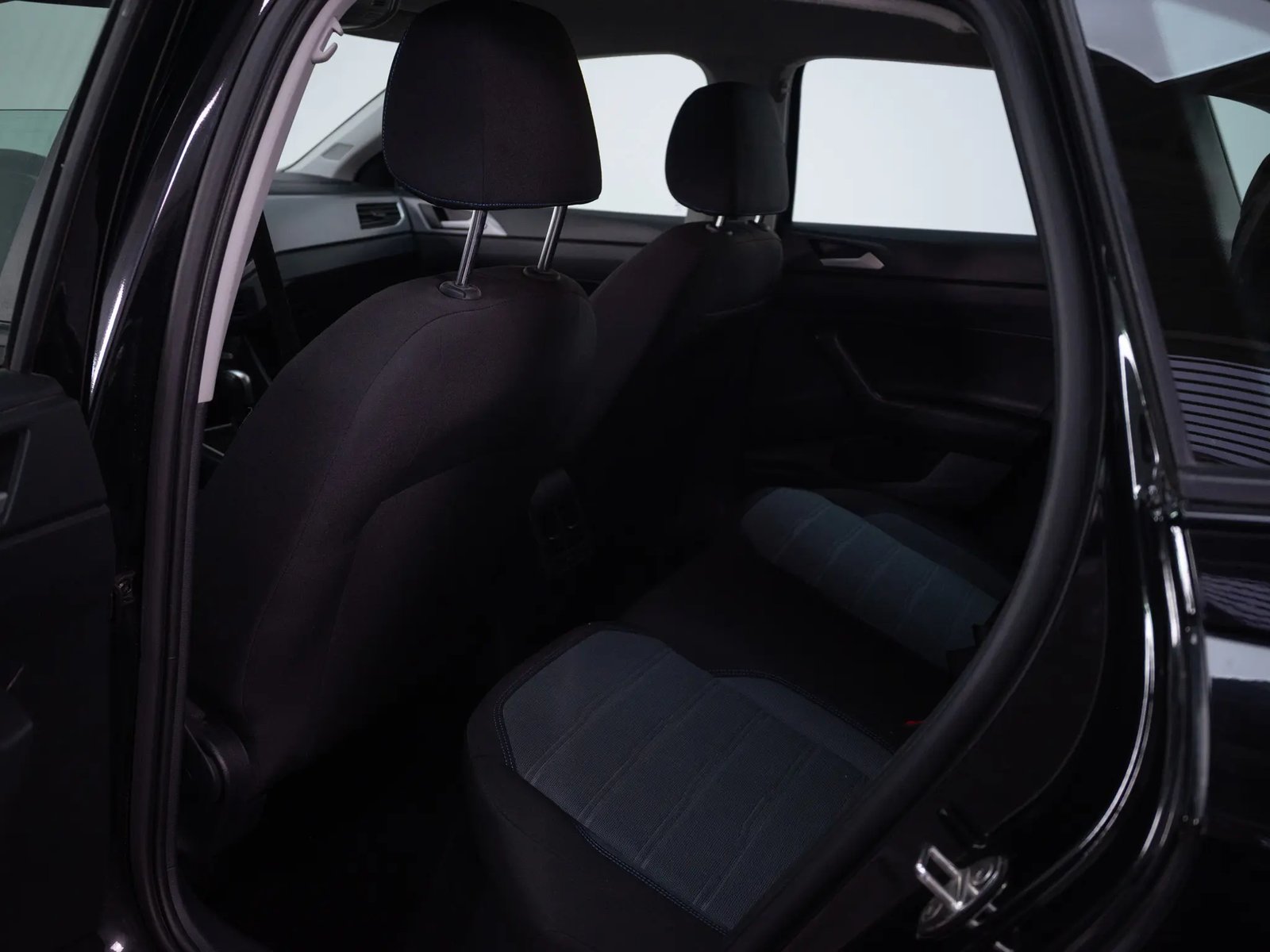 VOLKSWAGEN NIVUS 2023 - Imagen 14 de 19