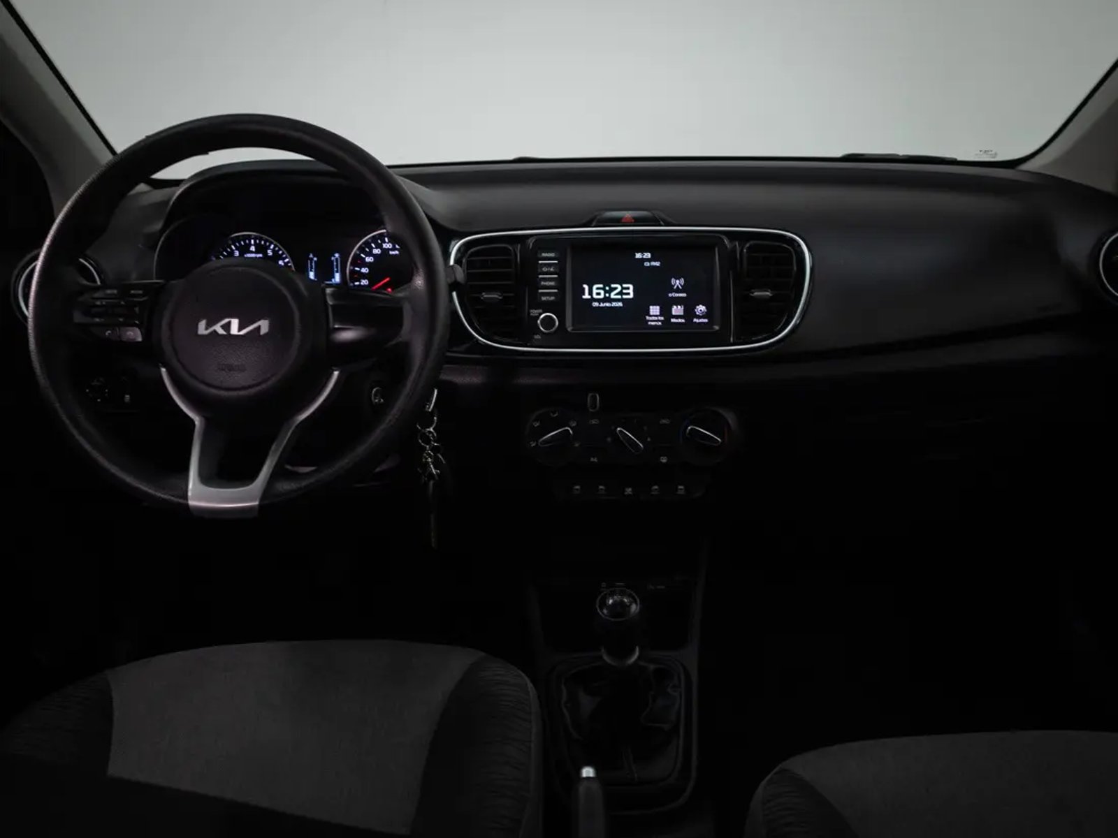 KIA SOLUTO 2025 - Imagen 19 de 19