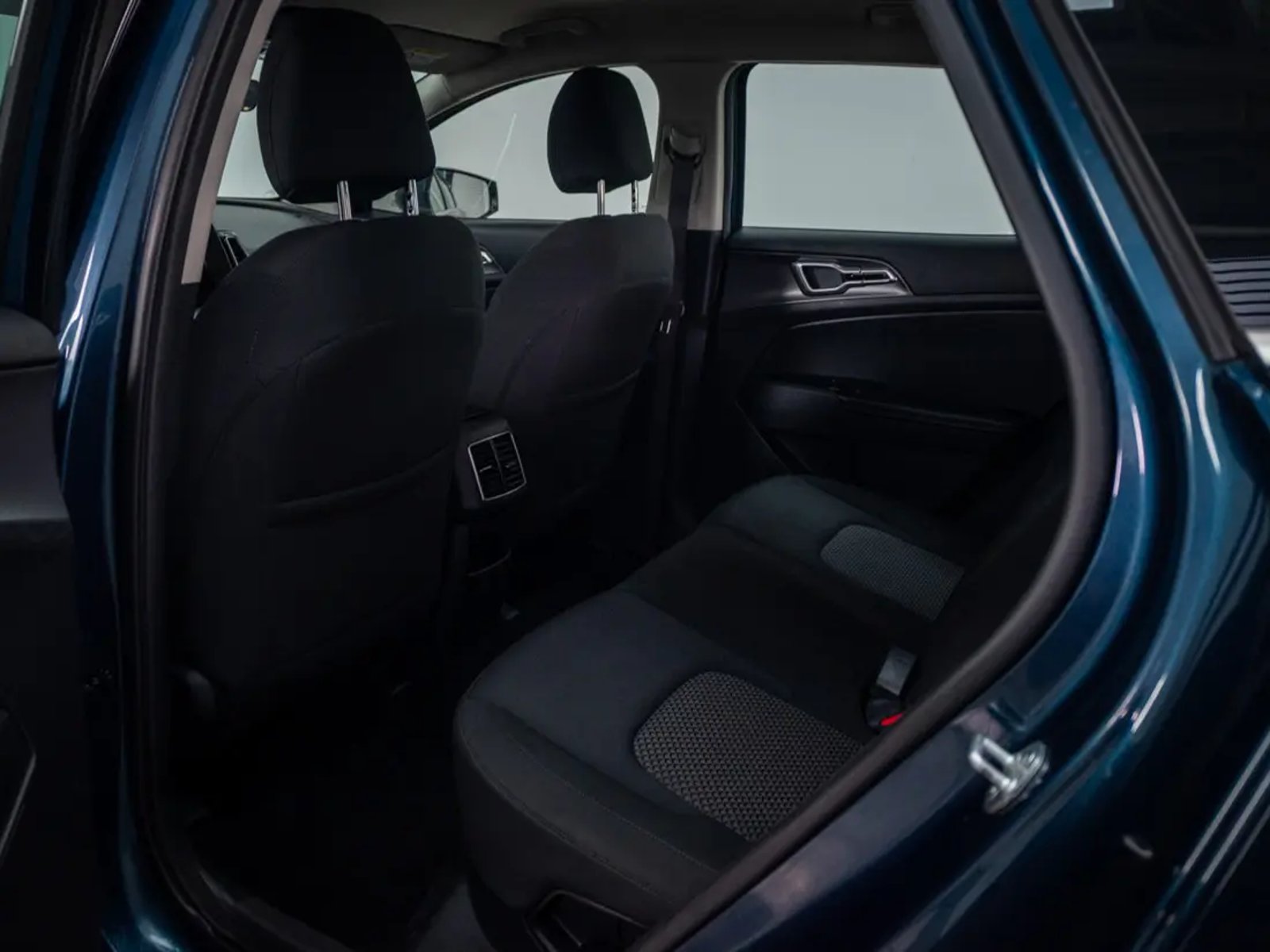 Kia SPORTAGE 2023 - Imagen 17 de 18