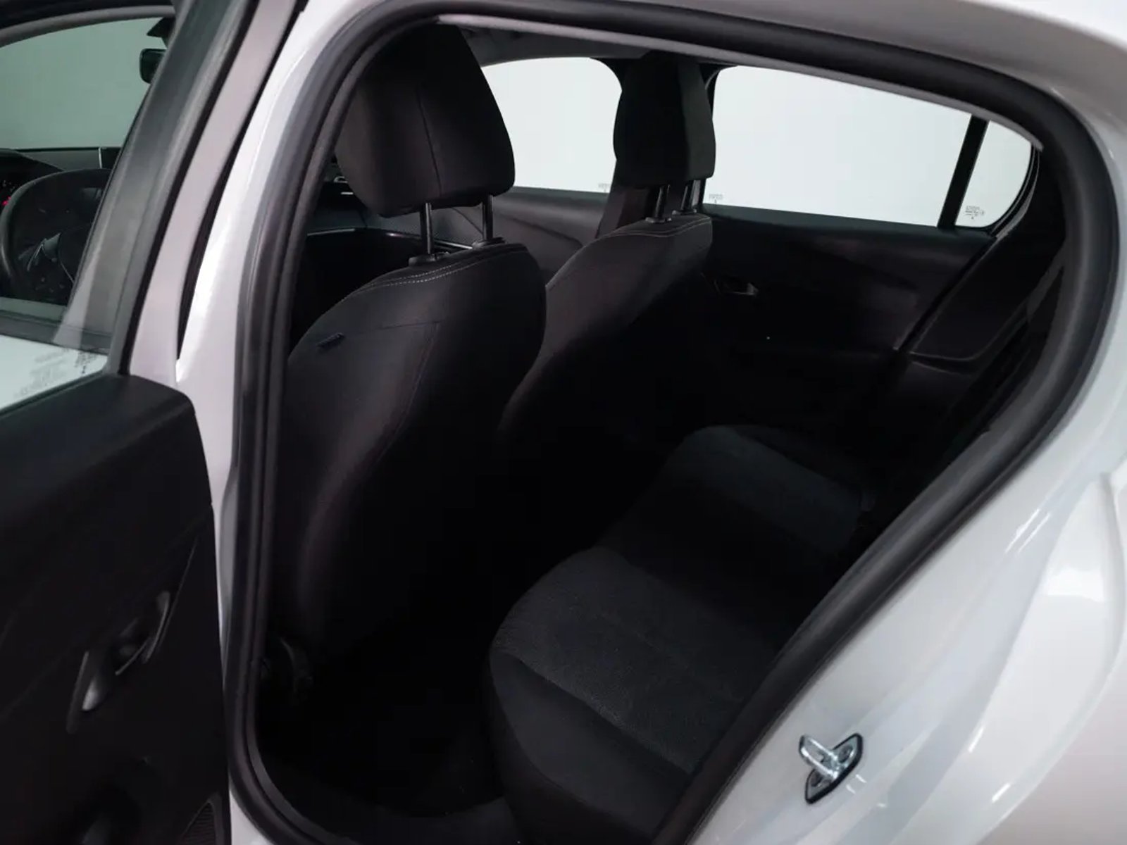 Peugeot 208 2023 - Imagen 13 de 20