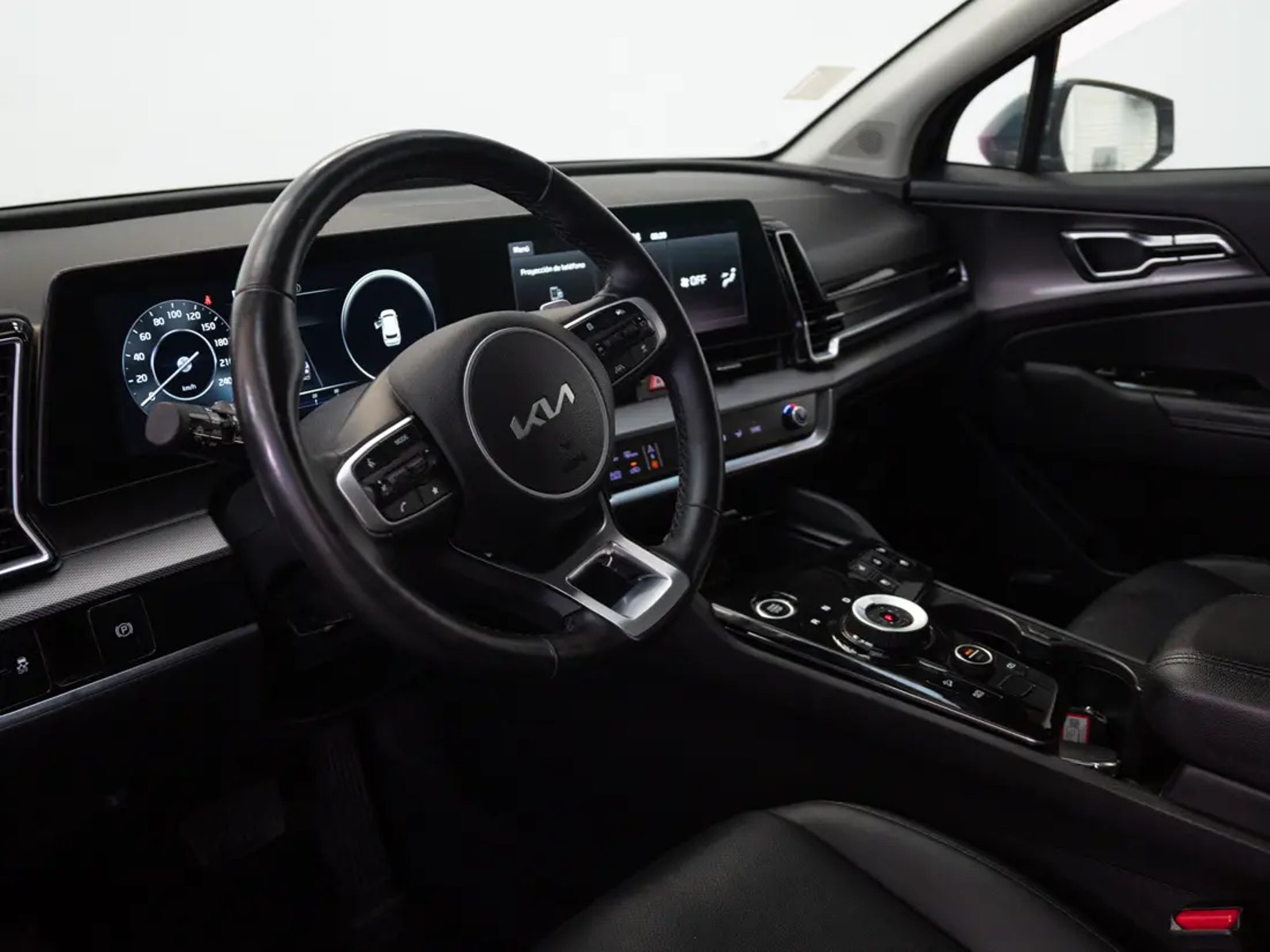 Kia SPORTAGE 2023 - Imagen 11 de 20