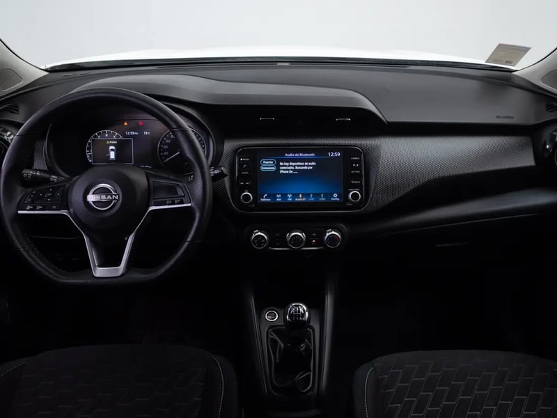 Nissan KICKS 2025 - Imagen 15 de 19