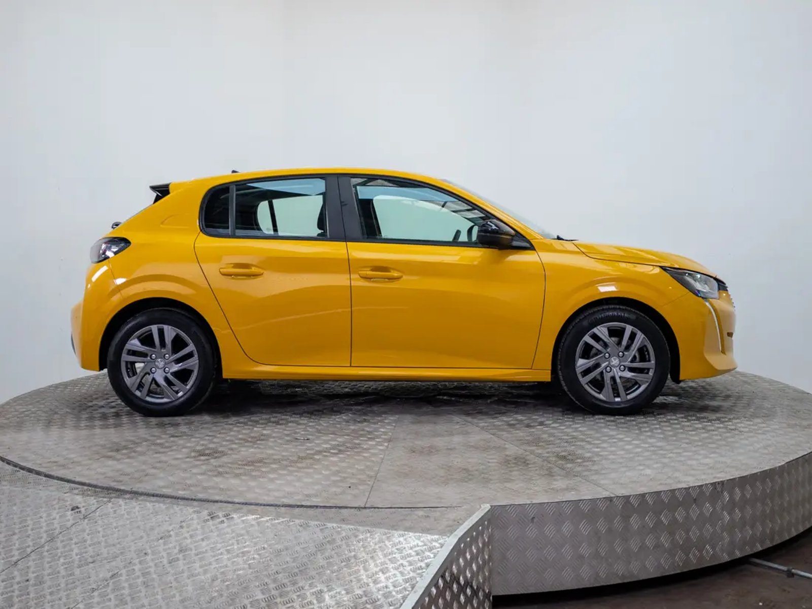 Peugeot 208 2024 - Imagen 8 de 20