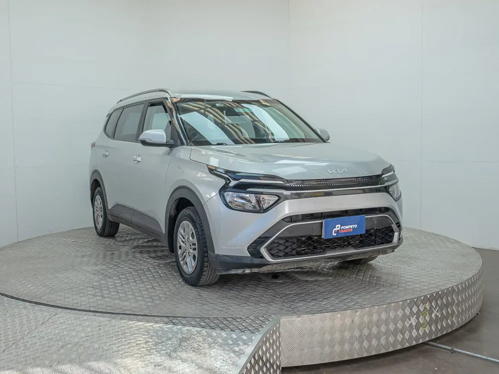 Kia CARENS 2023 - Foto 2 de 15