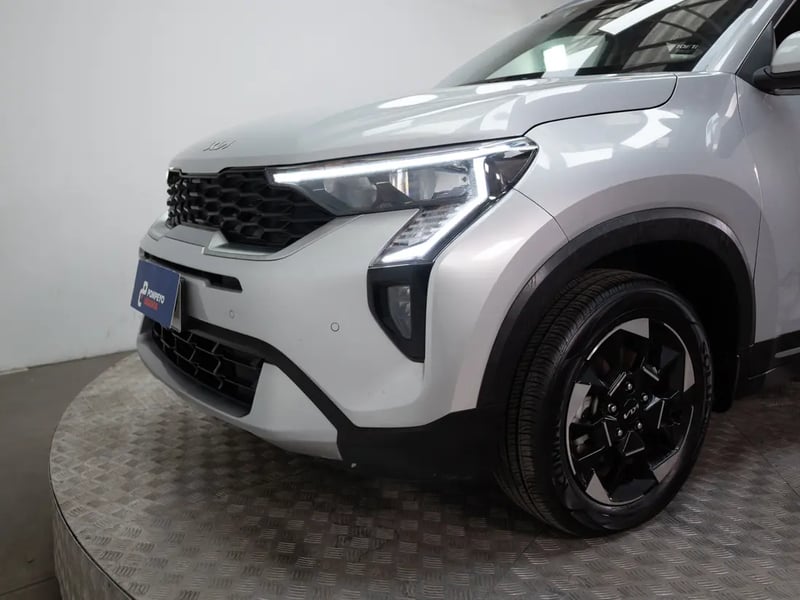 Kia SONET 2025 - Imagen 18 de 19