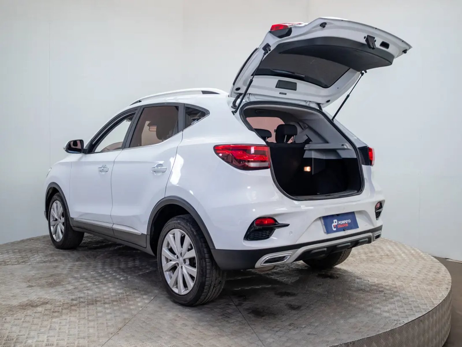 MG ZX 2023 - Imagen 10 de 20