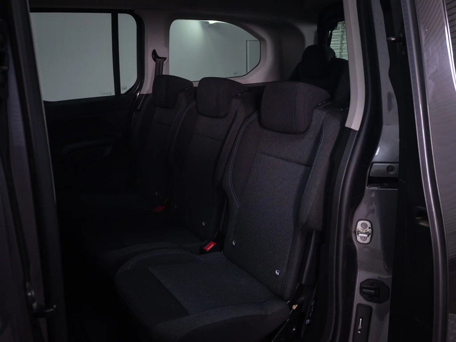 PEUGEOT RIFTER 2023 - Imagen 14 de 18