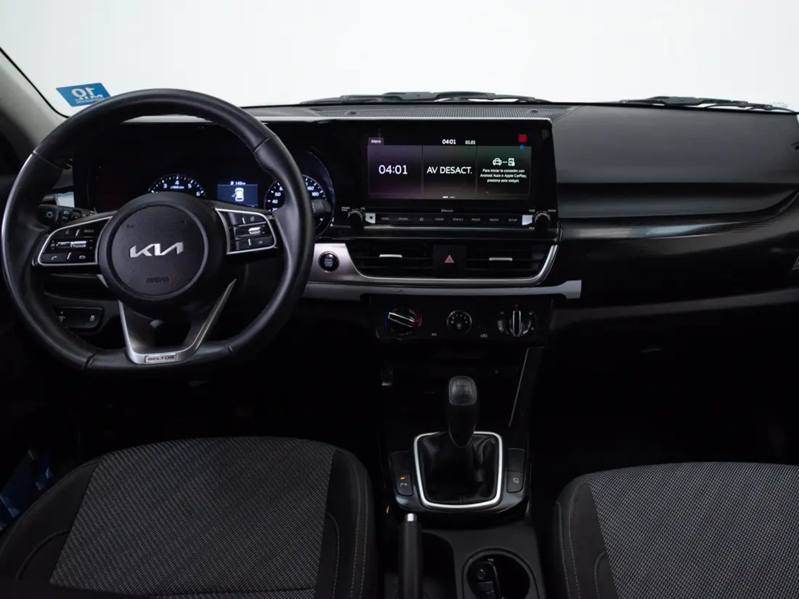 Kia SELTOS 2024 - Imagen 15 de 20