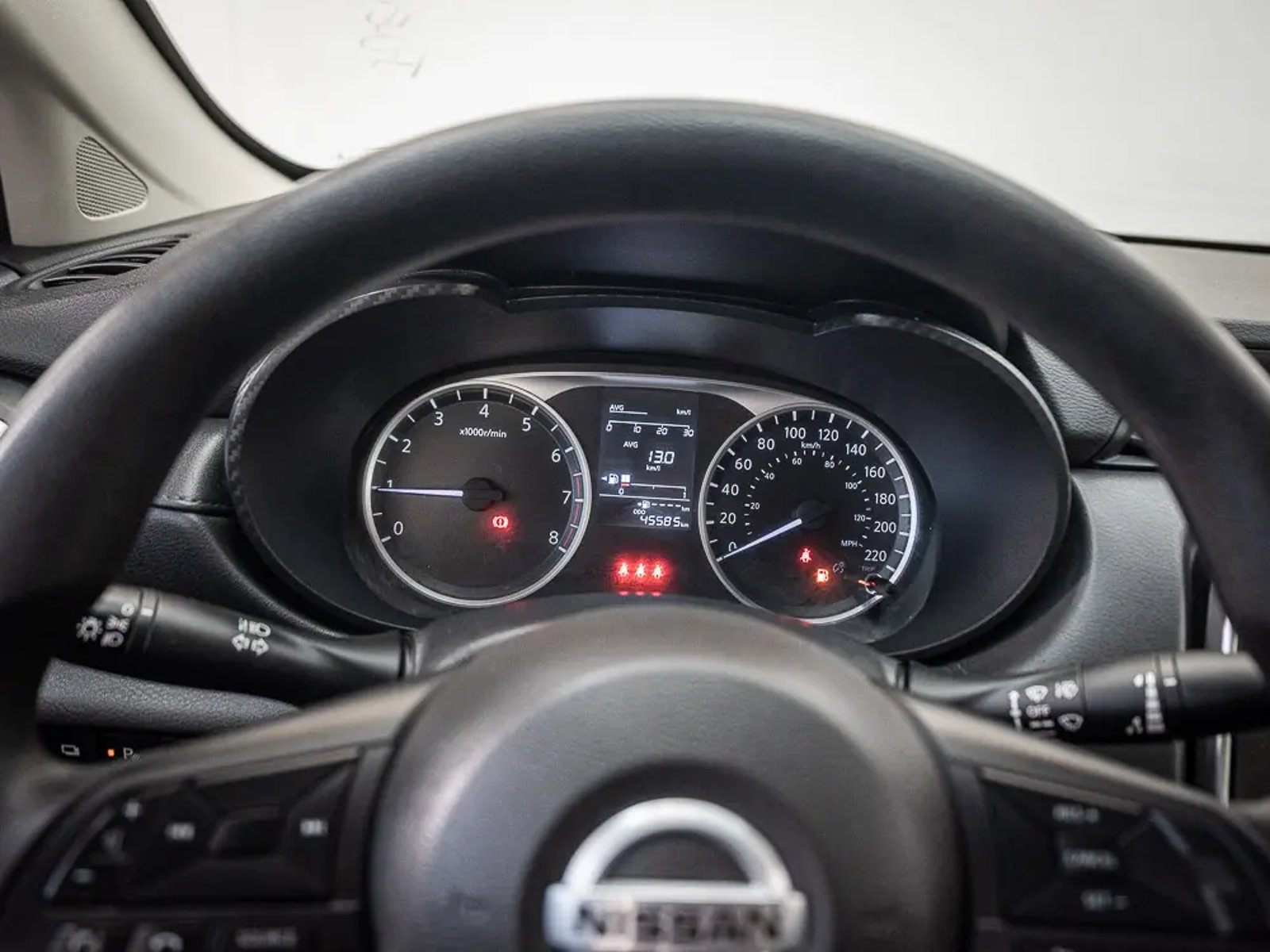 NISSAN VERSA 2023 - Imagen 11 de 15