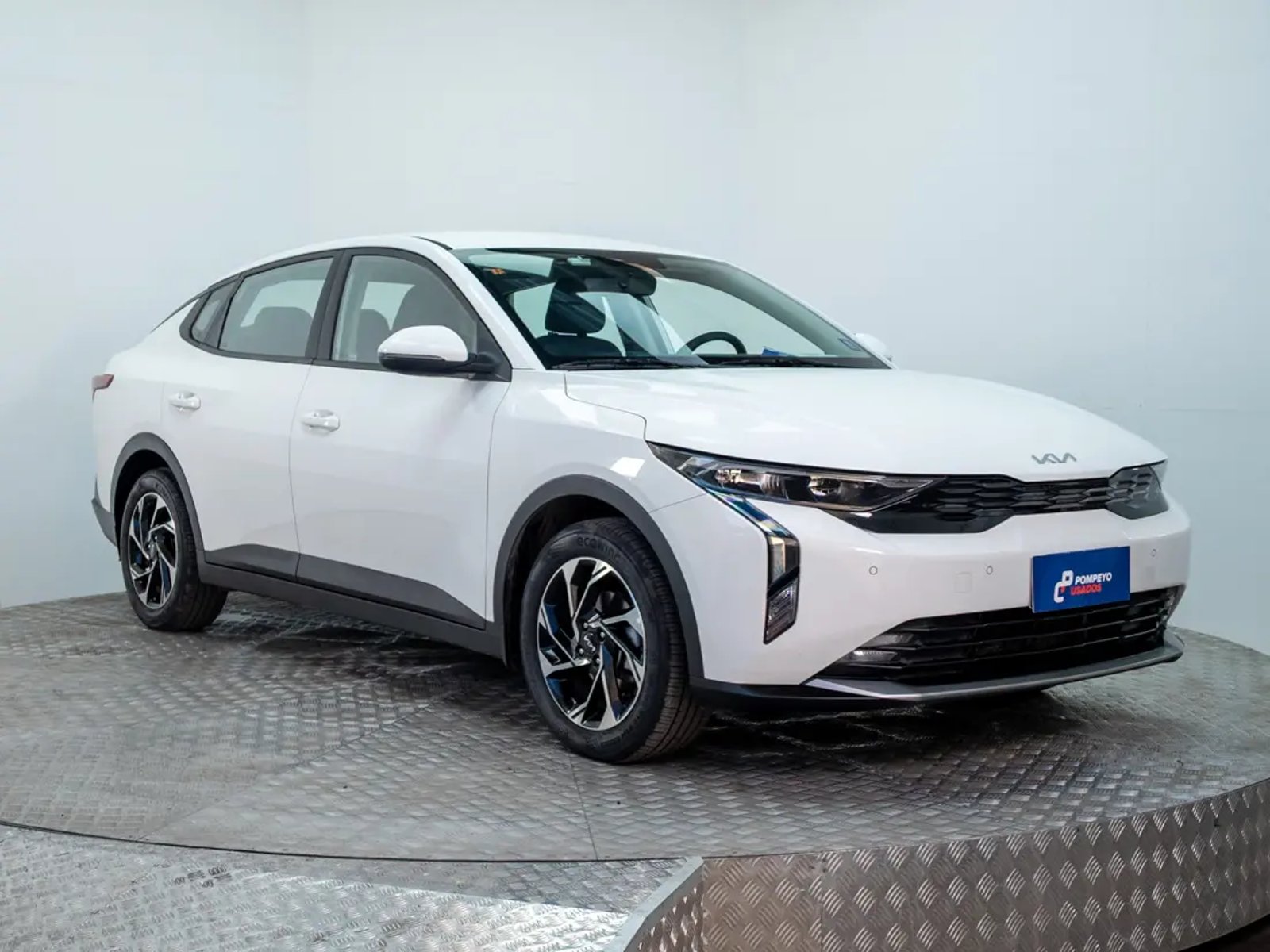 KIA K3 2024 - Imagen 9 de 19