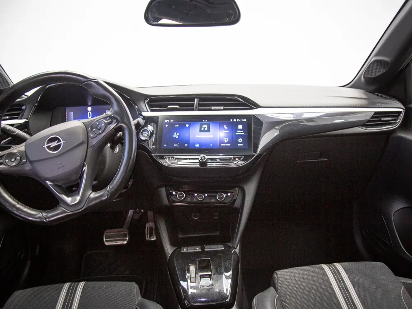 OPEL CORSA 2024 - Imagen 16 de 19