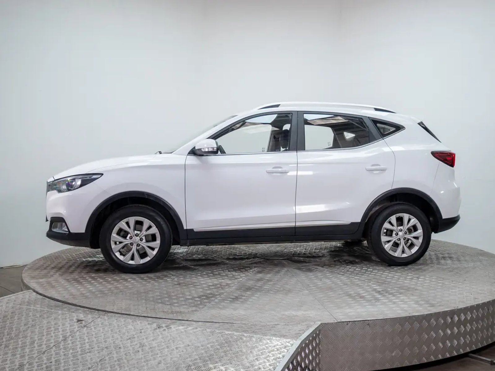 MG ZS 2023 - Imagen 4 de 19