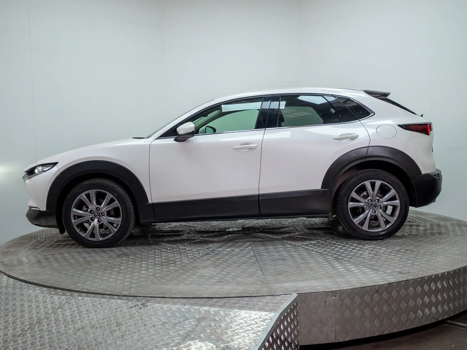 MAZDA CX30 2024 - Imagen 5 de 19