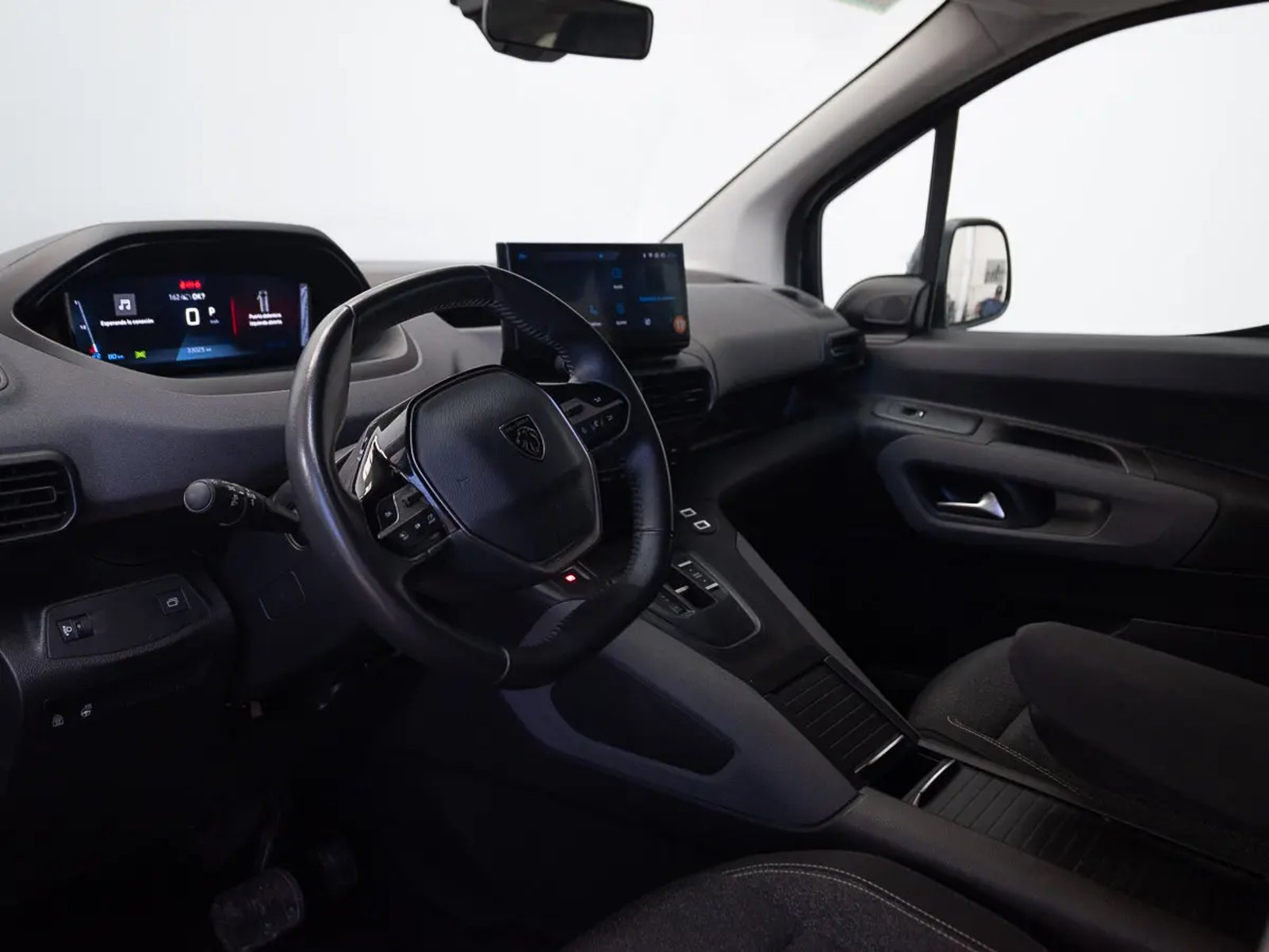 PEUGEOT RIFTER 2025 - Imagen 14 de 17