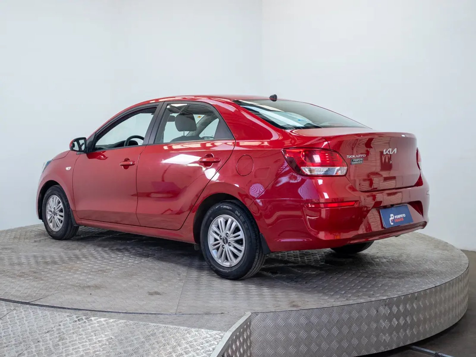 Kia SOLUTO 2024 - Imagen 5 de 18