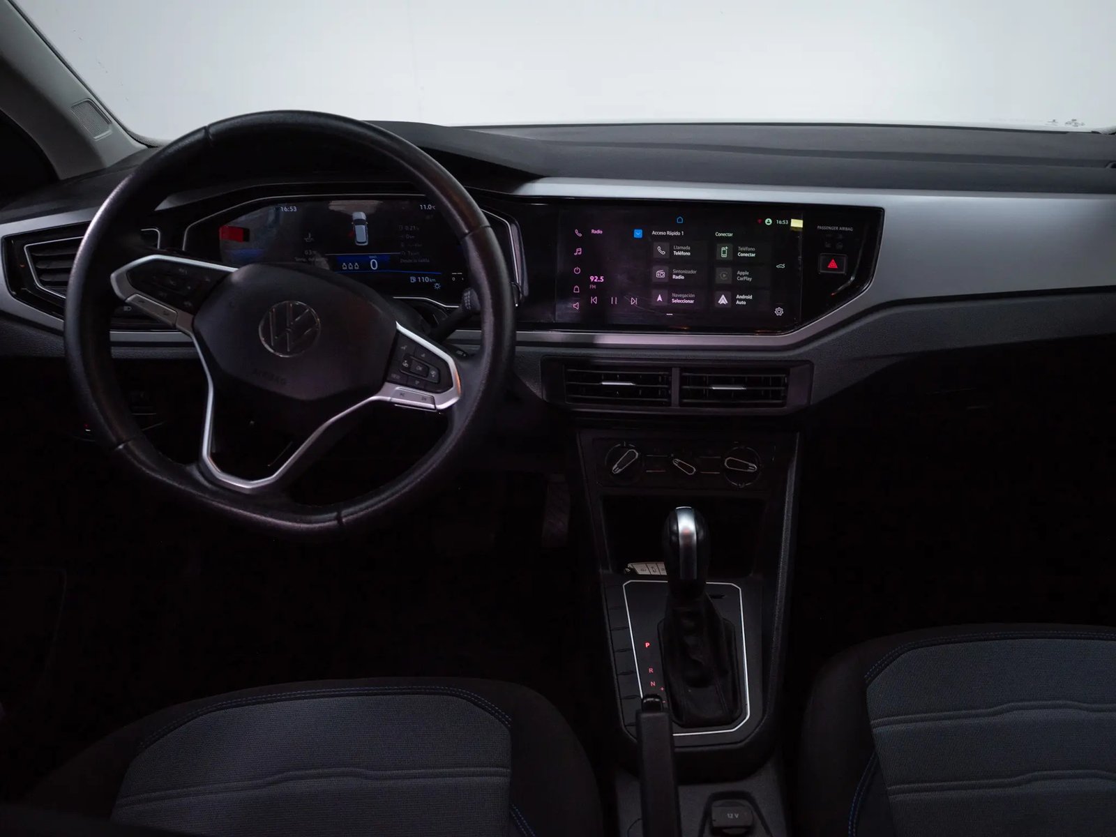 VOLKSWAGEN NIVUS 2023 - Imagen 15 de 19