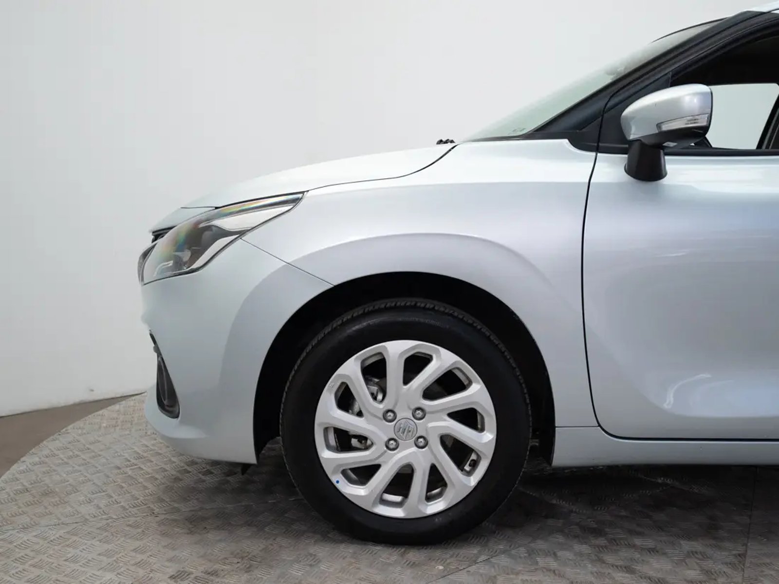 Suzuki BALENO 2024 - Imagen 17 de 20