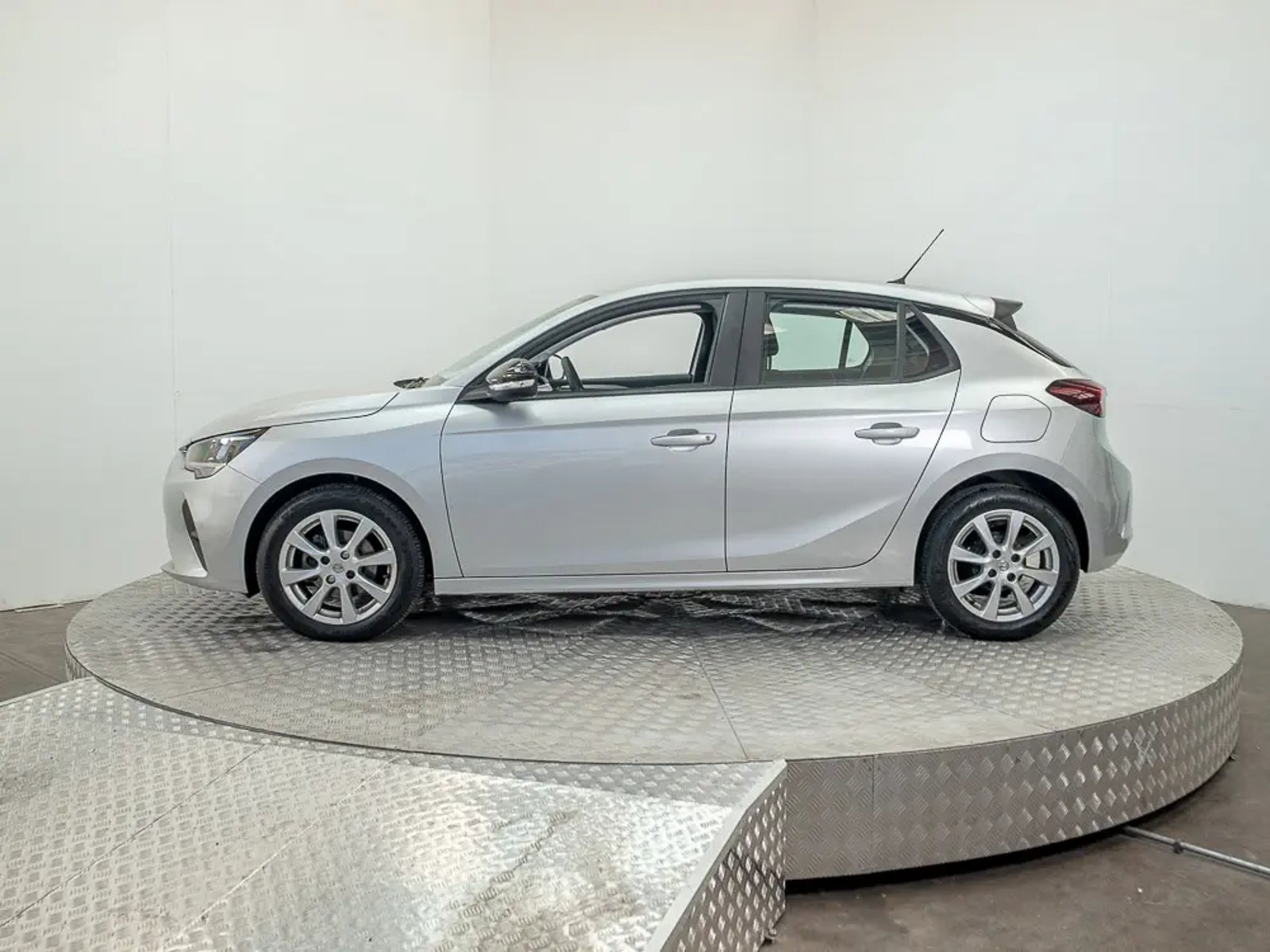 OPEL CORSA 2024 - Imagen 5 de 15
