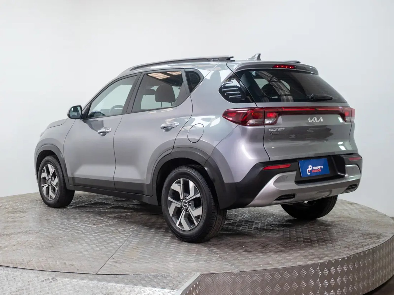 KIA SONET 2023 - Imagen 8 de 17
