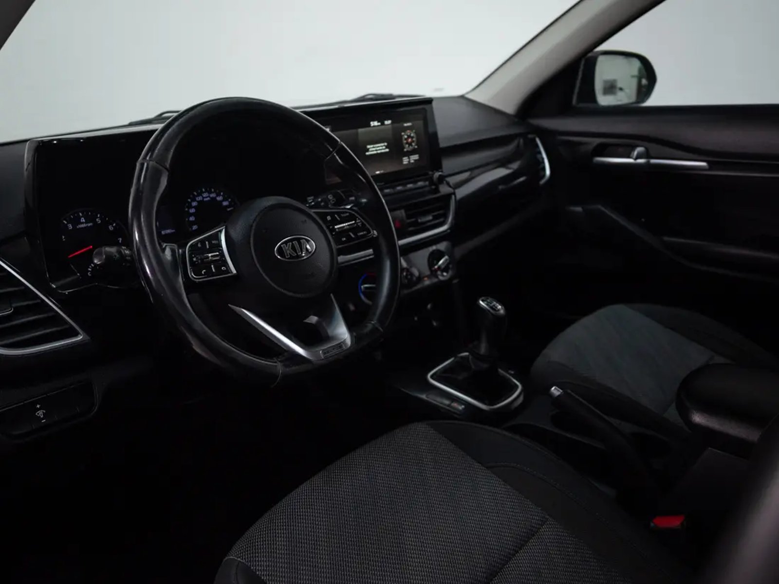 Kia SELTOS 2021 - Imagen 11 de 19