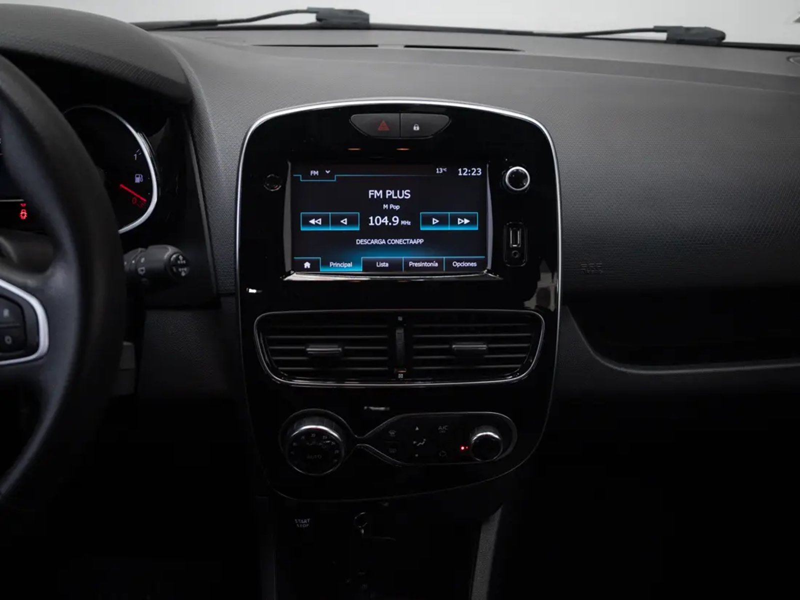 Renault CLIO 2018 - Imagen 15 de 20
