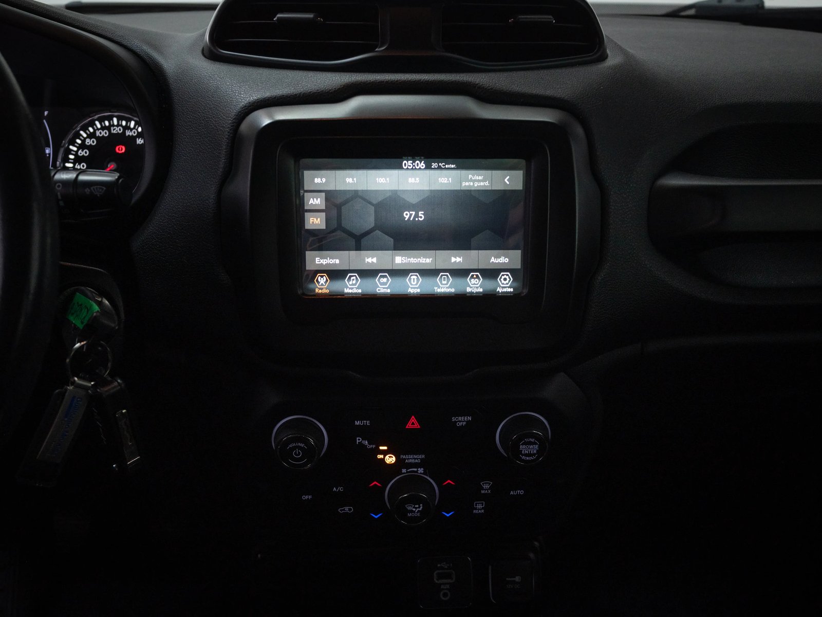 Jeep RENEGADE 2022 - Imagen 16 de 17