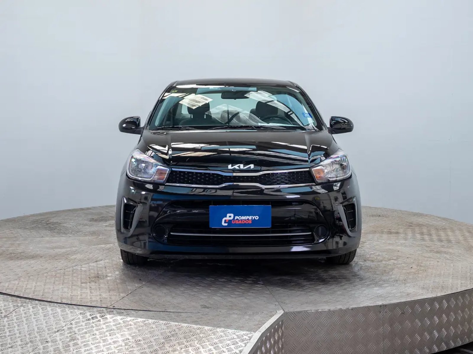 Kia SOLUTO 2024 - Foto 2 de 20