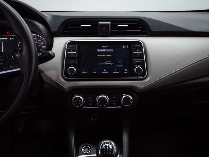 Nissan VERSA 2023 - Imagen 15 de 20