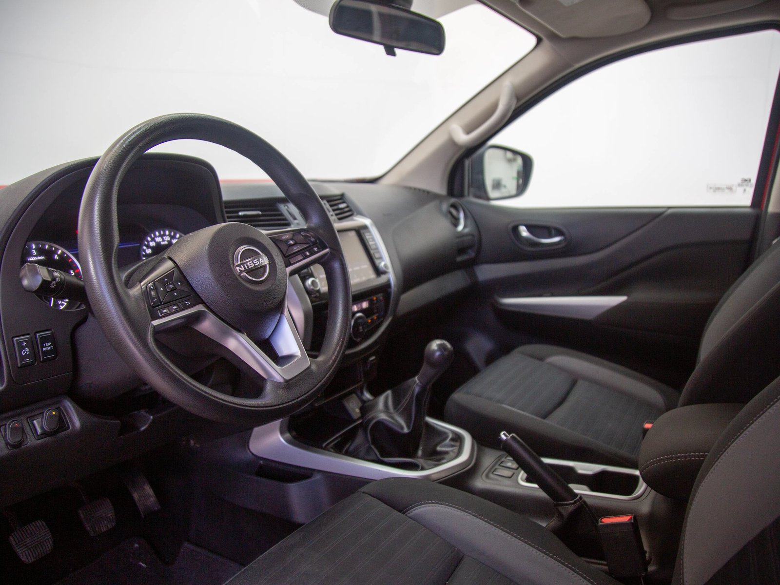 NISSAN NAVARA 2024 - Imagen 14 de 14