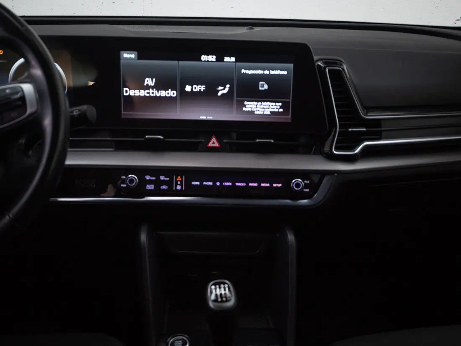 Kia SPORTAGE 2023 - Imagen 16 de 19