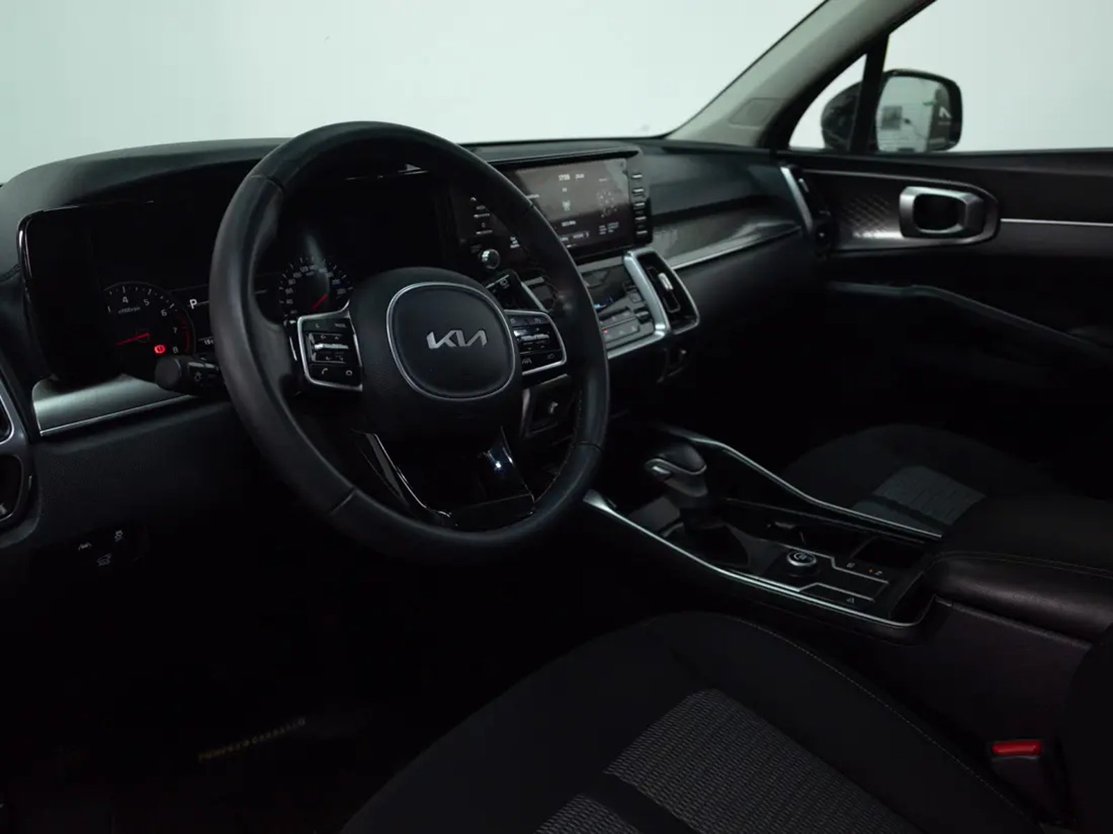 Kia SORENTO 2023 - Imagen 11 de 20