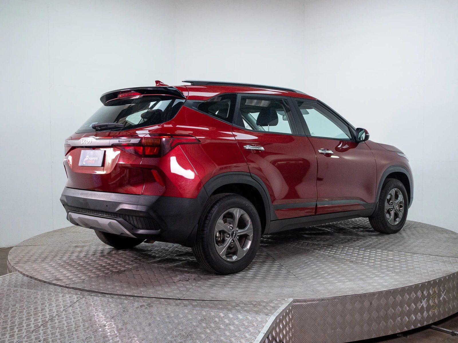 Kia SELTOS 2024 - Imagen 9 de 18