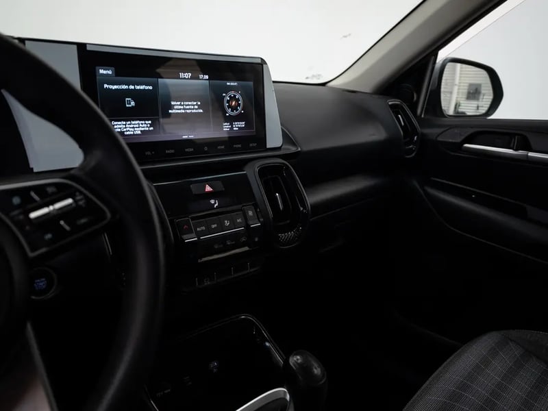 Kia SONET 2023 - Imagen 12 de 19