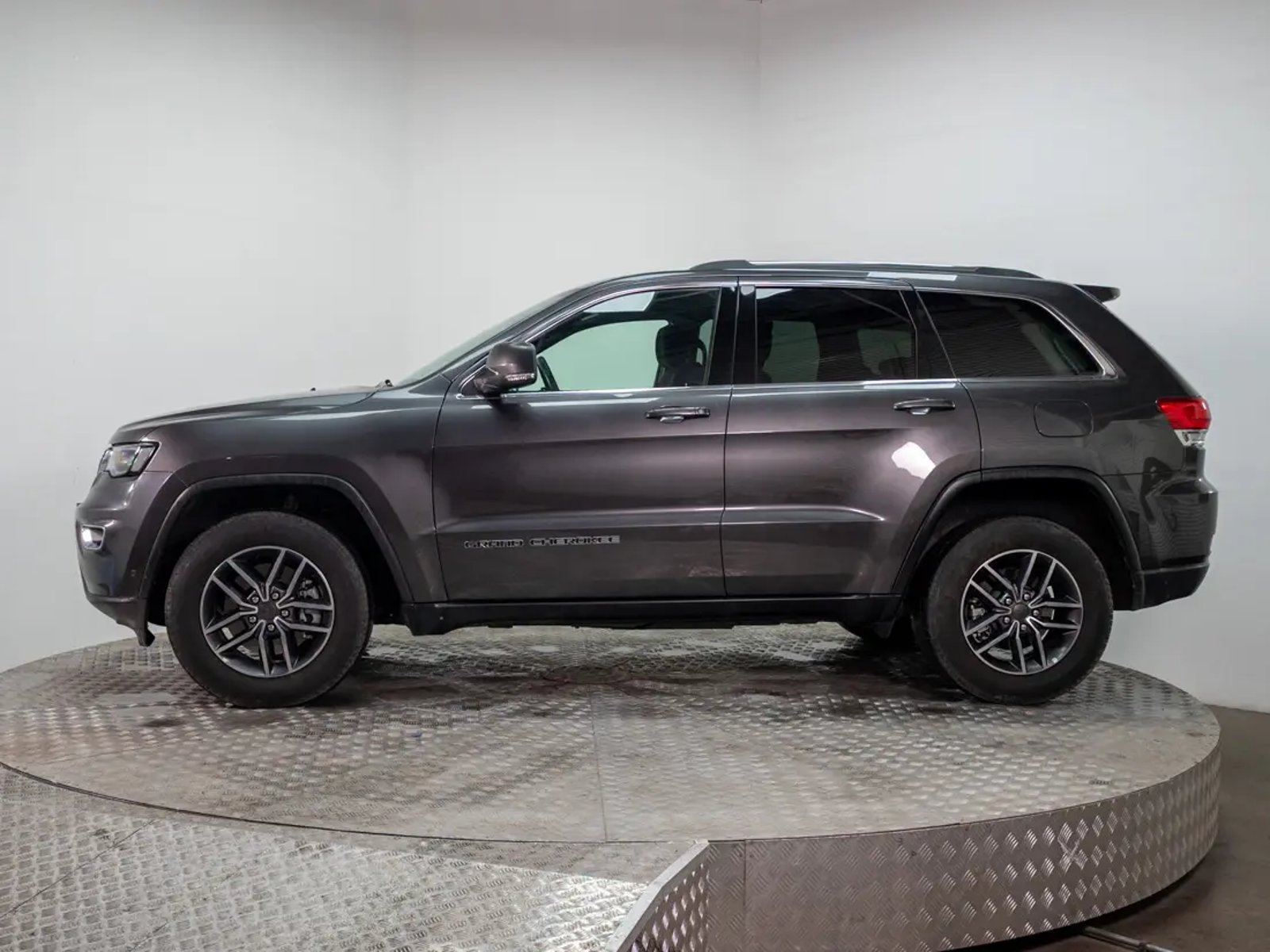 Jeep GRAND CHEROKEE 2020 - Foto 4 de 18