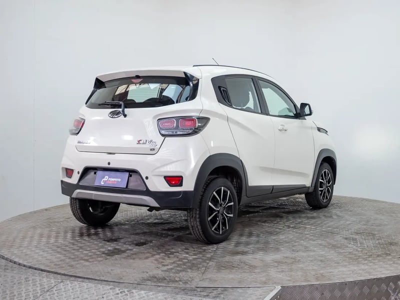 Mahindra KUV100 2021 - Imagen 7 de 18