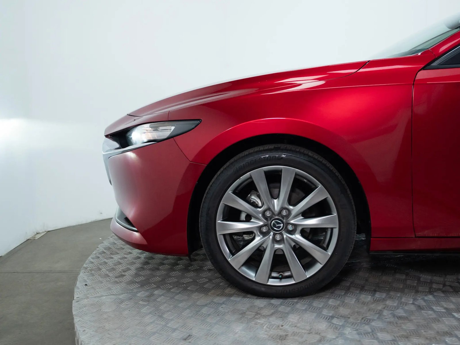 MAZDA 3 2023 - Imagen 4 de 14
