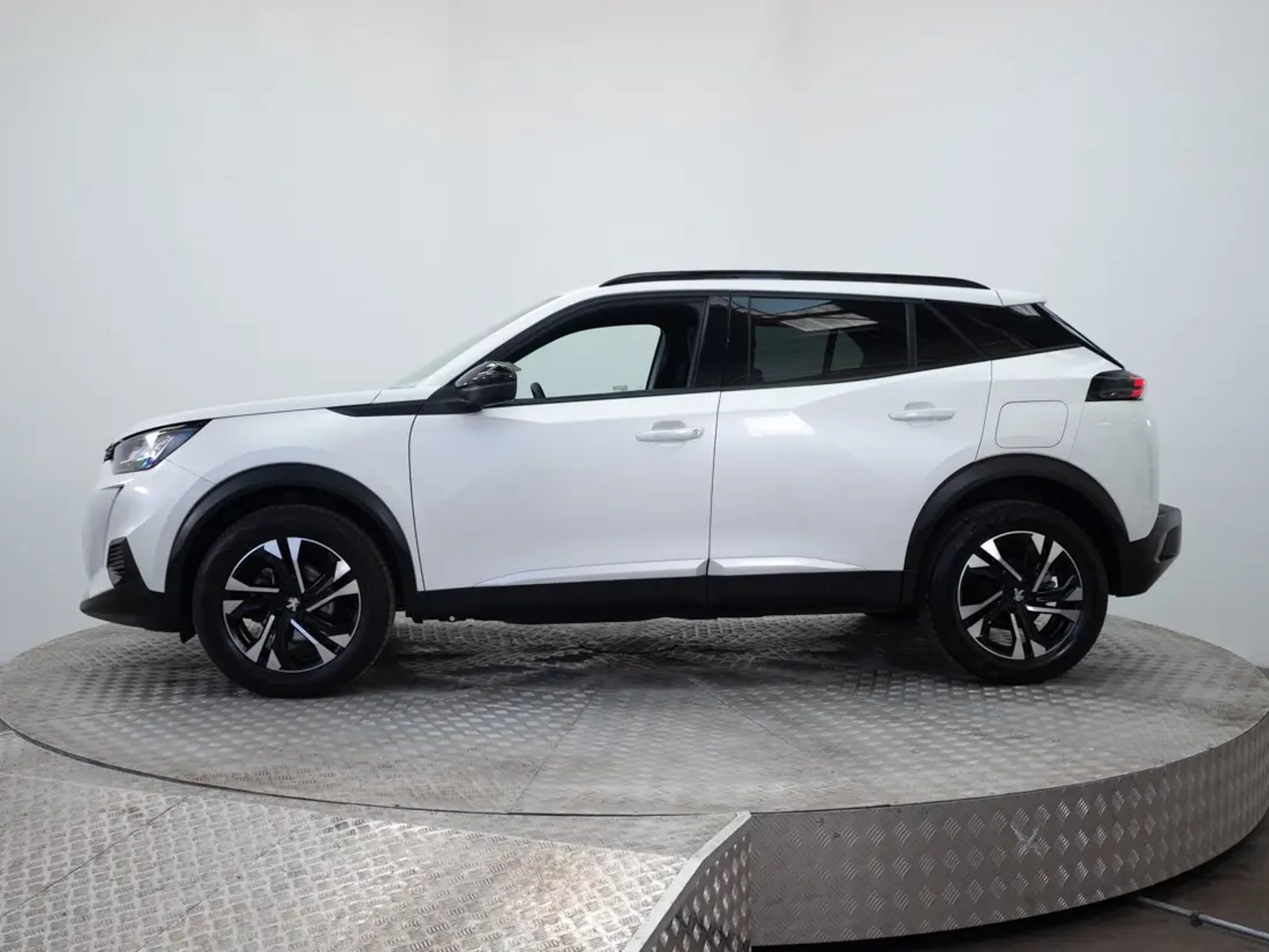 Peugeot 2008 2023 - Foto 4 de 20