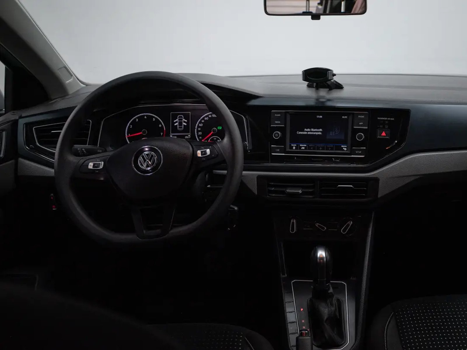 VOLKSWAGEN VIRTUS 2019 - Imagen 12 de 16