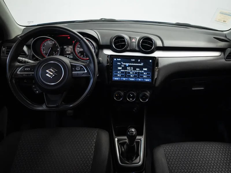 Suzuki SWIFT 2024 - Imagen 15 de 20