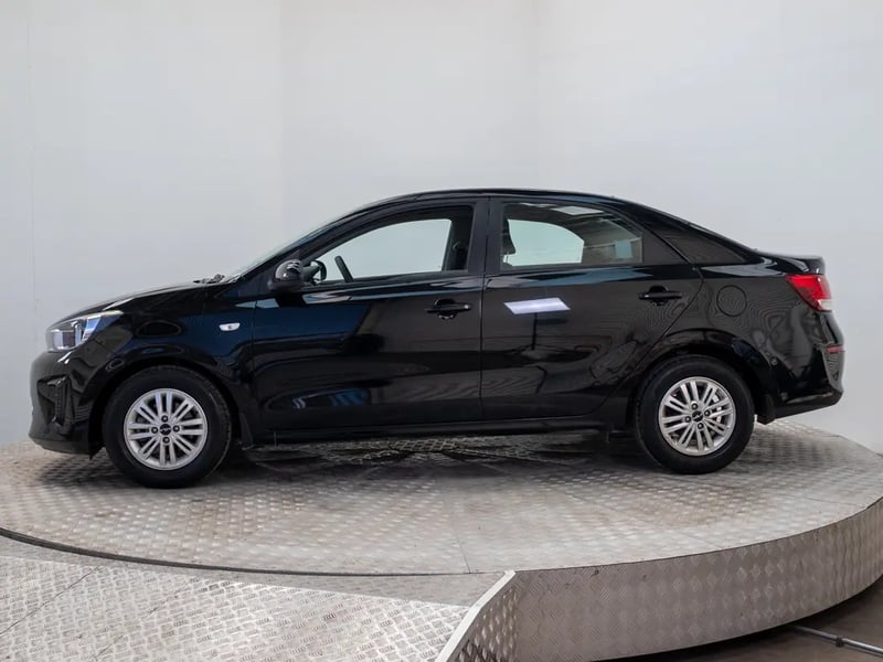 Kia SOLUTO 2023 - Imagen 4 de 20