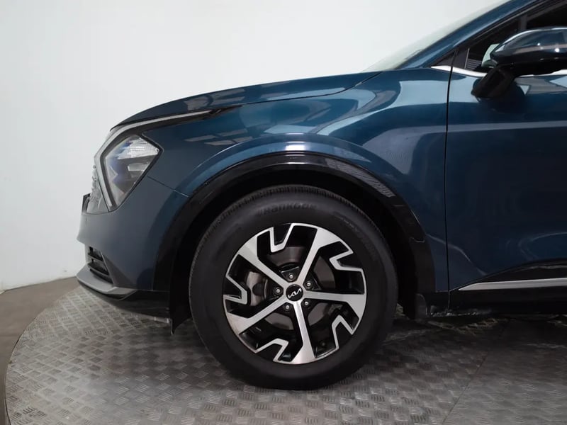 Kia SPORTAGE 2022 - Imagen 17 de 20