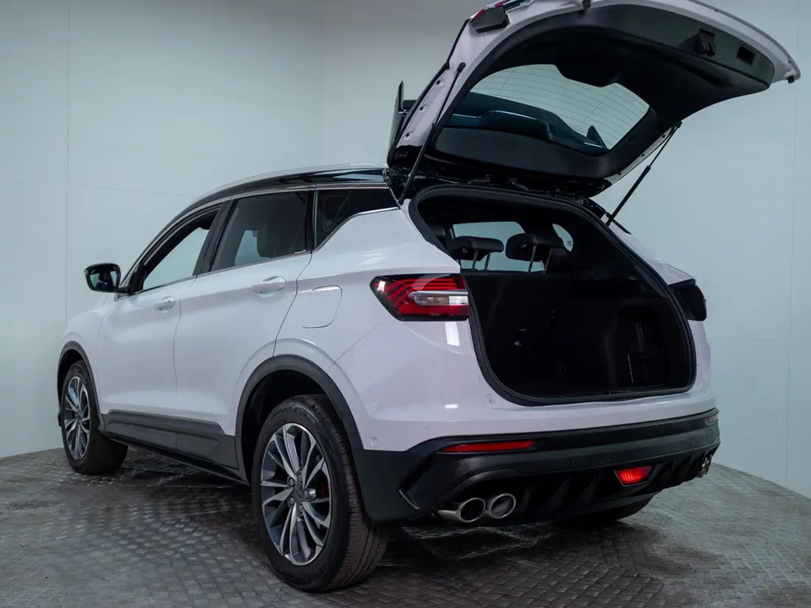 GEELY COOLRAY 2023 - Imagen 9 de 20