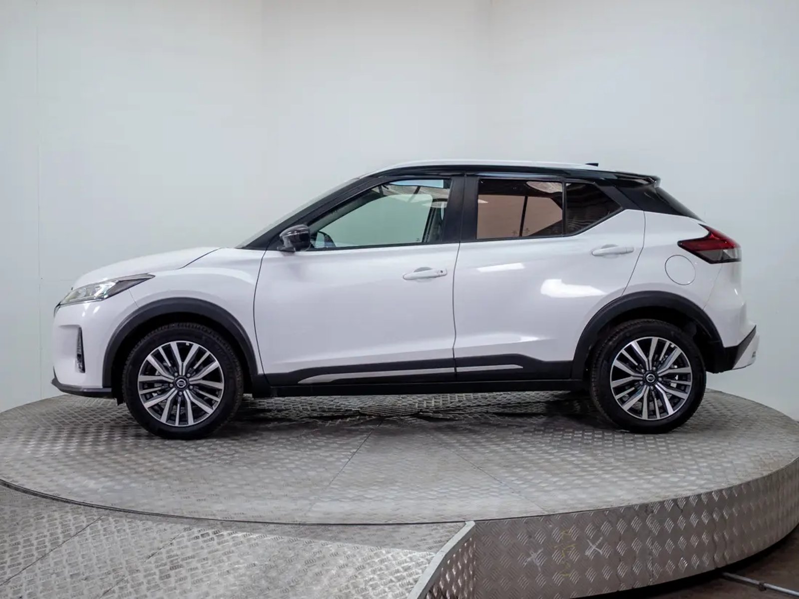 Nissan KICKS 2022 - Foto 4 de 20